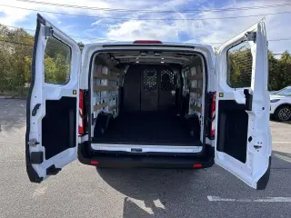 Ford Transit 2025 250 3dr SWB Tech Roof Furgoneta de Carga