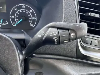 Ford Transit 2025 250 3 puertas SWB Techo Bajo Furgón de Carga