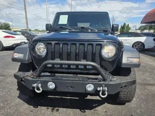 Jeep Wrangler Unlimited 2018 4x4 Deportivo 4SUV (lanzamiento a mitad de año)