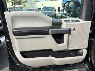 2017 Ford F150 SUPERCREW CAB
