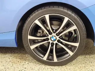 BMW Serie 2 2020 230i 2dr Coupé