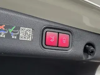 Mercedes-Benz Clase E 2023 tracción total E 350 4MATIC 4dr Sedán