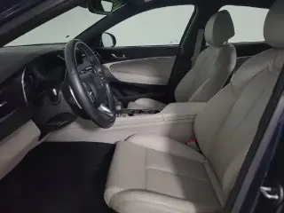 Genesis G70 2023 Tracción Total 2.0T 4p Sedan