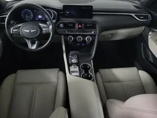 Genesis G70 2023 Tracción Total 2.0T 4p Sedan
