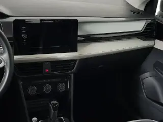 Volkswagen Taos 2025 S 4dr SUV