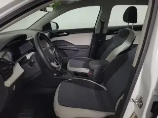 Volkswagen Taos 2025 S 4dr SUV