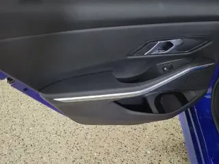 BMW Serie 3 2024 330i 4dr Sedán
