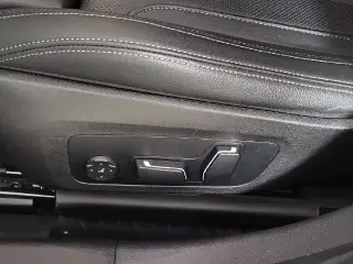 BMW Serie 3 2024 330i 4dr Sedán