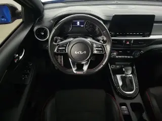 Kia Forte 2024 GT 4dr Sedán 6M