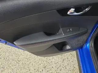 Kia Forte 2024 GT 4dr Sedán 6M
