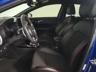 Kia Forte 2024 GT 4dr Sedán 6M