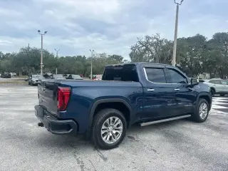 GMC Sierra 1500 2022 4x4 Denali 4dr Crew Cab 5.8 ft. SB