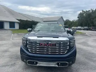 GMC Sierra 1500 2022 4x4 Denali 4dr Crew Cab 5.8 ft. SB