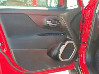 Jeep Renegade 2017 Latitude 4 SUV
