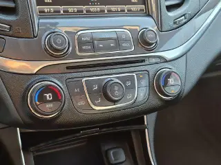 Chevrolet Impala 2015 LT 4dr Sedan w/2LT