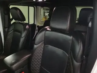 Jeep Wrangler Unlimited 2021 4x4 High Altitude 4dr SUV