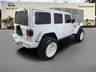 Jeep Wrangler Unlimited 2021 4x4 High Altitude 4dr SUV