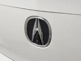 Sedán Acura TLX 2023 de 4 puertas