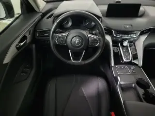 Sedán Acura TLX 2023 de 4 puertas