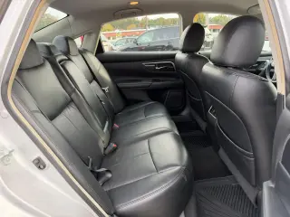 2013 Nissan Altima 4dr Sdn I4 2.5 SV