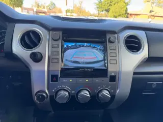 2018 Toyota Tundra 4WD SR5 CrewMax 5.5' Bed 5.7L (Natl)