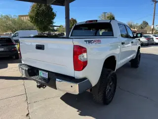 2018 Toyota Tundra 4WD SR5 CrewMax 5.5' Bed 5.7L (Natl)