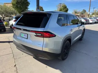 2024 Toyota Grand Highlander XLE AWD (Natl)