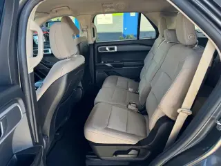 2020 Ford Explorer Base 4WD