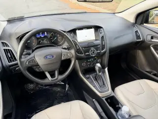 2018 Ford Focus Titanium Hatch