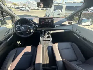 2024 Toyota Sienna
