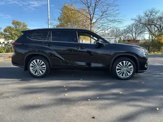 2025 Toyota Highlander