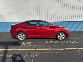 2012 Hyundai Elantra