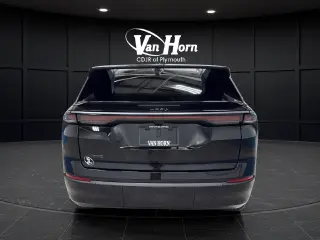 2025 Jeep Wagoneer S