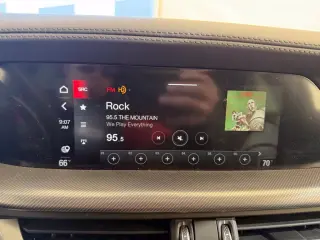 2022 Alfa Romeo Stelvio
