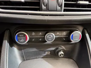 2022 Alfa Romeo Stelvio