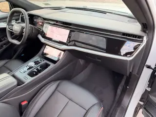 2024 Jeep Wagoneer S