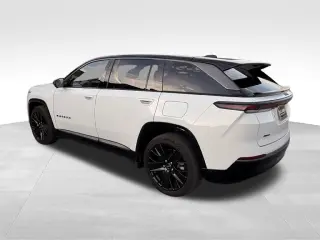 2024 Jeep Wagoneer S