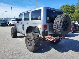 Jeep Wrangler Unlimited 2014 4x4 Sahara 4dr SUV