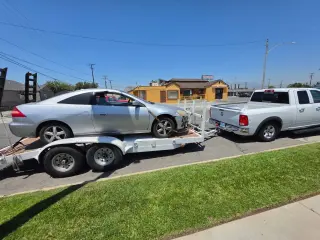 🚨🚗 ¡ASISTENCIA VIAL LAS 24 HORAS!