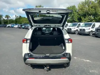 Toyota RAV4 Híbrido 2022 AWD XSE 4dr SUV
