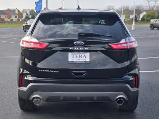 Ford Edge 2024 AWD Titanium SUV 4 puertas