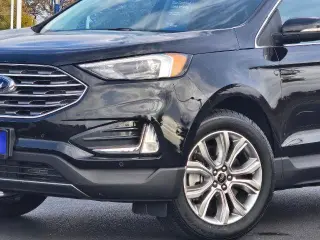 Ford Edge 2024 AWD Titanium SUV 4 puertas