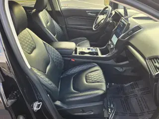 Ford Edge 2024 AWD Titanium SUV 4 puertas