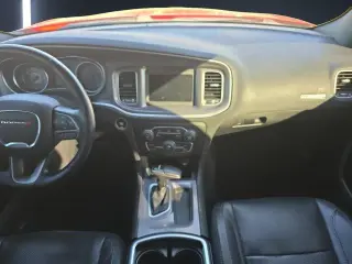 Dodge Charger 2019 SXT 4dr Sedán
