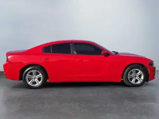 Dodge Charger 2019 SXT 4dr Sedán