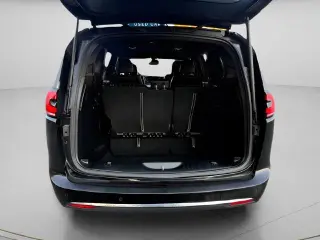Chrysler Pacifica 2025 Select 4dr Furgoneta