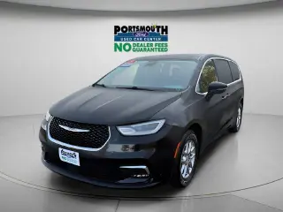 Chrysler Pacifica 2025 Select 4dr Furgoneta