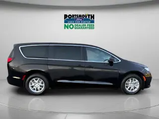 Chrysler Pacifica 2025 Select 4dr Furgoneta