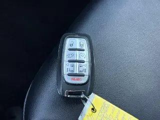 Chrysler Pacifica 2025 Select 4dr Mini-Van