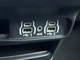 Chrysler Pacifica 2025 Select 4dr Mini-Van